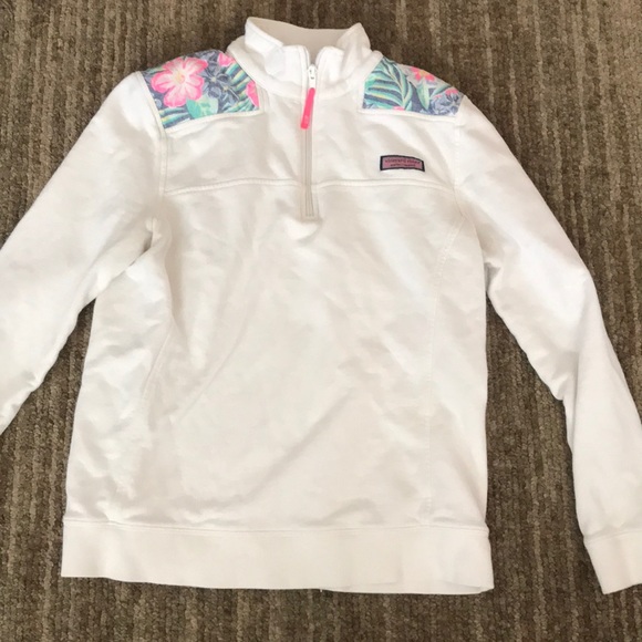 Vineyard Vines Sweaters - Vineyard vines Woman’s sweatshirt